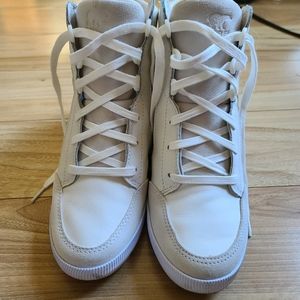 Sorel out and about wedge